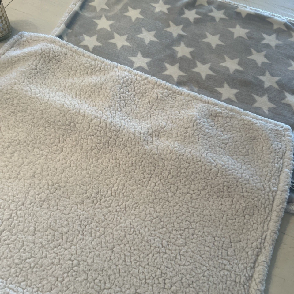 Funda de Almohada UGG 2 Gris ESTÁNDAR Funda Falsa Felpa Sherpa Imitación Piel Cierre con Cremallera Foto 4 de 4