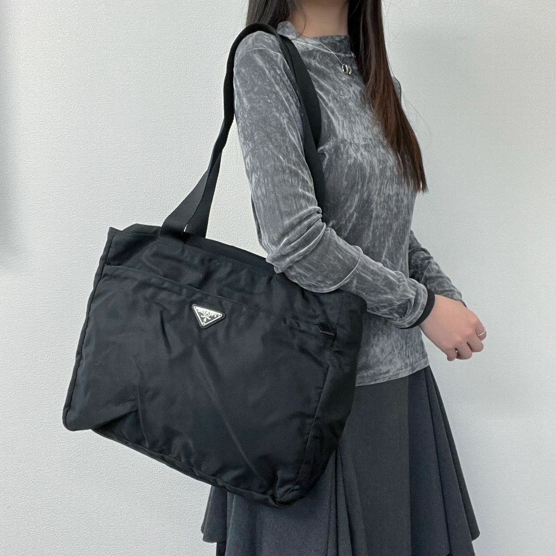 【PRADA】POCONO TOTE BAG PRADA Pocono Tote Bag Nylon Black Women s HIBUOCHI VINTAGE