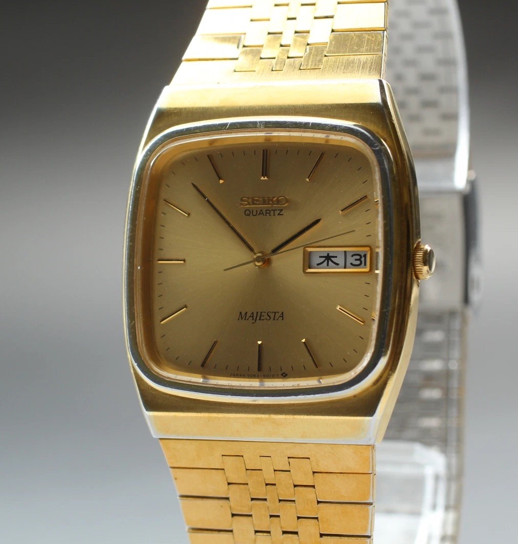 Vintage 1986 [Exc+5] SEIKO Majesta 9063-5010 Gold Square Midsize