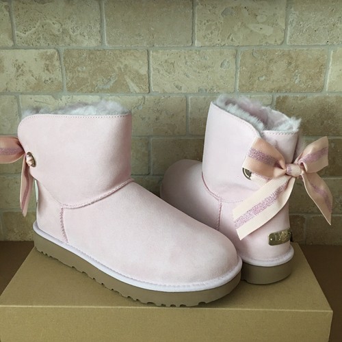 UGG CUSTOMIZABLE MINI BAILEY BOW SEASHELL PINK SUEDE FUR BOOTS SIZE US 7  WOMEN | eBay