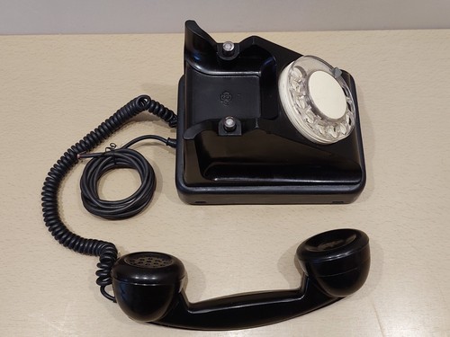 Soviet Union Black bakelite rotary Telephone VEF №27 . USSR Original . - Picture 12 of 18