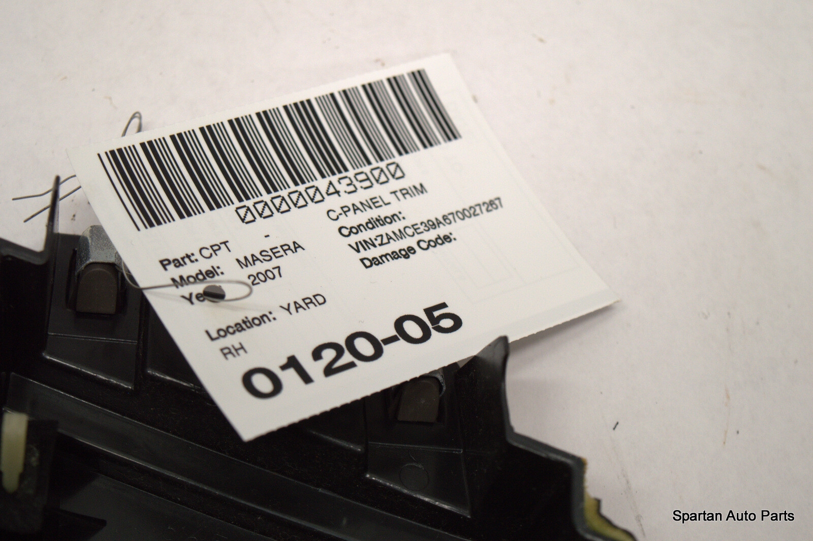 05-12 MASERATI QUATTROPORTE B PILLAR BLACK ALCANTARA RIGHT RH PASSENGER SIDE 