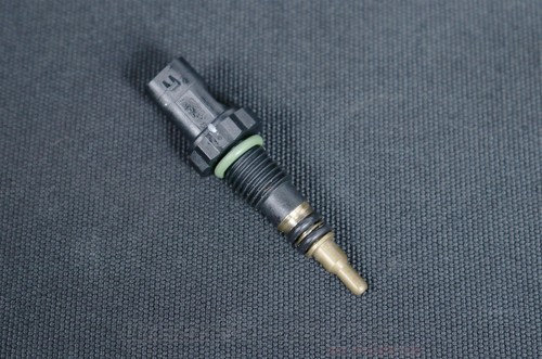 475km 7797957 BMW F30 316d-335d G30 530d Kühlmitteltemperatur Geber Sensor