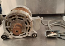 Wascomat  Washer EX677 Motor 208-240/60/1 P/N: 438970521  [USED]