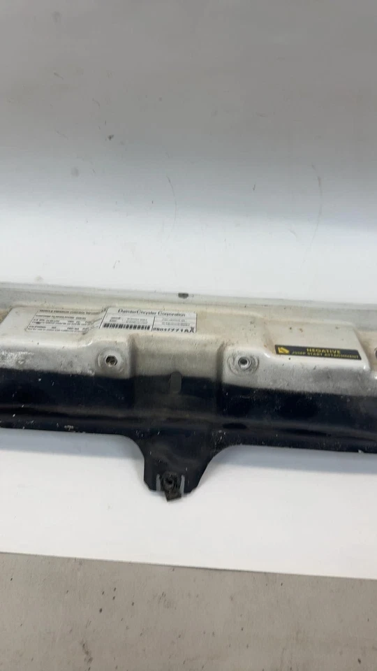 Chrysler PT Cruiser 2006-10 soporte de radiador Foto 3 de 4