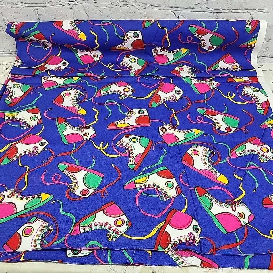 Zapatos de tenis vintage de tela Cranston de los 80 con estampado de 44" X 1,5 yardas Foto 3 de 4