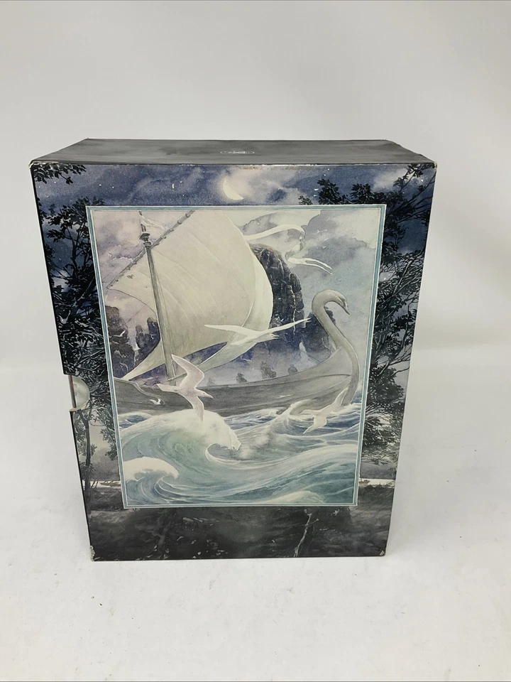 The Lord of the Rings by J.R.R. Tolkien Alan Lee Illustrated Hardcover Box Set - Image 3 of 4