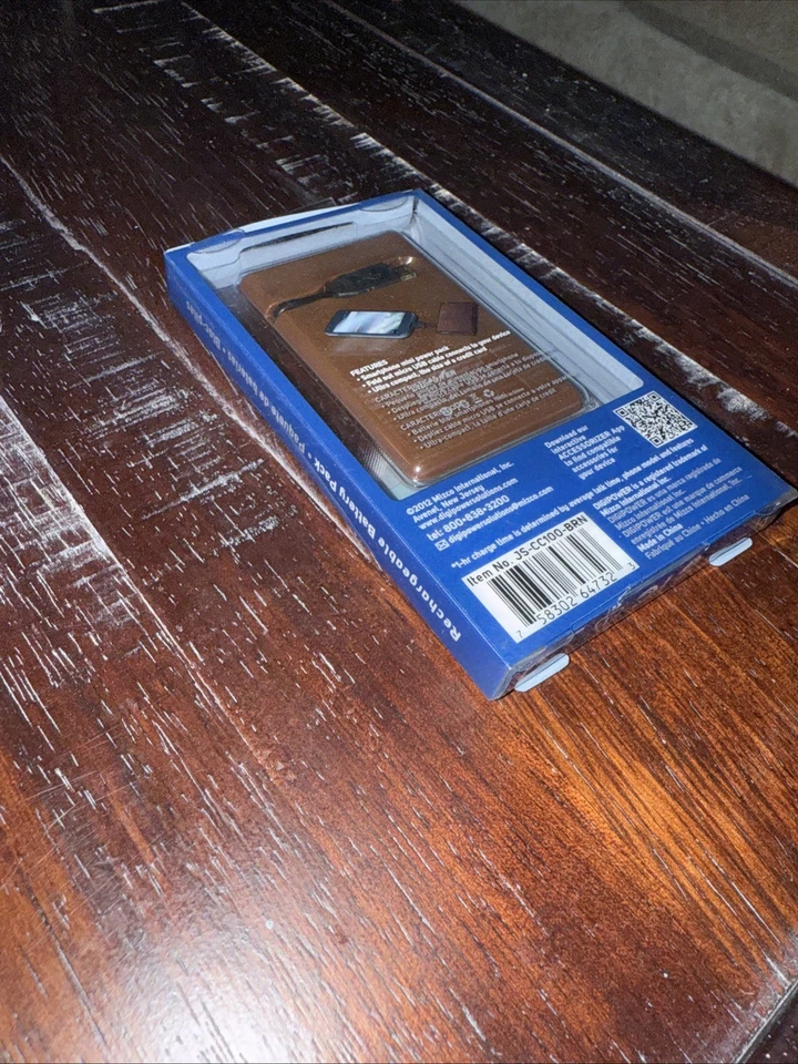 DigiPower JS-CCIP ChargeCard for Android Devices with Micro USB Connector - Brow - Image 3 of 3