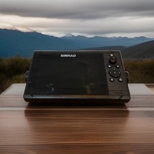 Simrad Cruise 7 7`` Color GPS Chartplotter w/...