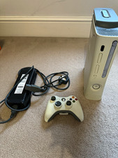 Microsoft Xbox 360 White Console Bundle Wireless Controller Power HDMI USB