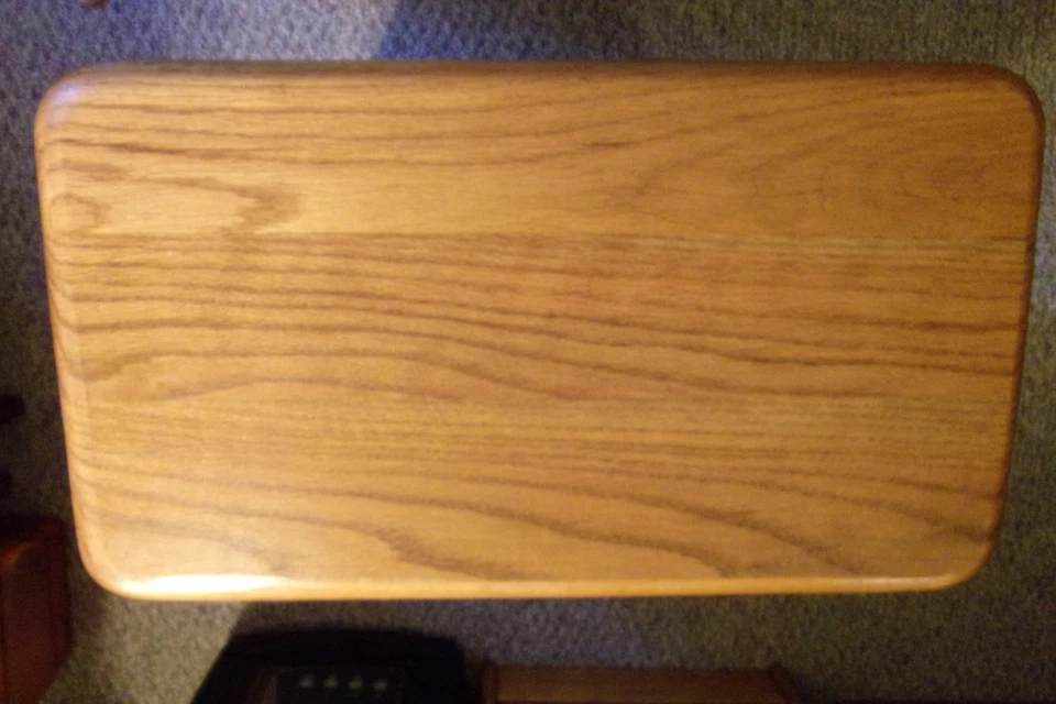 Vintage Redmon Wicker Hamper with Solid Wood Oak Lid Mid-Century Laundry Basket - Image 4 of 4