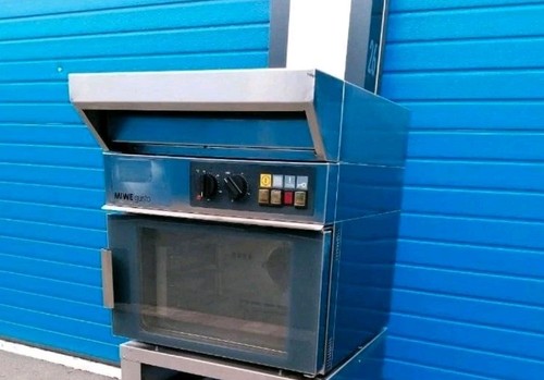 Miwe Gusto mit Tank Beschwadung mit Abzugshaube 230V für Bleche 44x35 cm - Bild 2 von 6