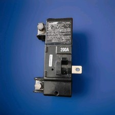 Siemens EQ8695 200amp, 2 Pole, 120-240Volt Main Circuit Breaker