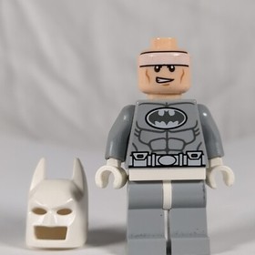 Lego DC Super Heroes Minifigure Arctic Batman From Set 76000 no cape