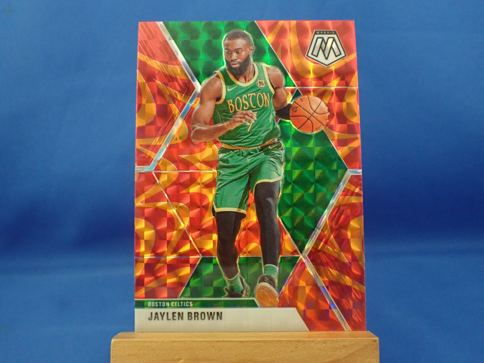 Mosaic 2019-20 19-20 Orange Reactive Mosaic Prizm Jaylen Brown