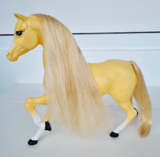 Wunderschönes Pferd Champion Traumpferd Melody Tawny Barbie Zubehör für Haus