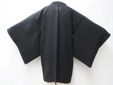 [Ikkido] [Japanese Kimono] Black haori, sewn pattern, tachibana ground pattern,