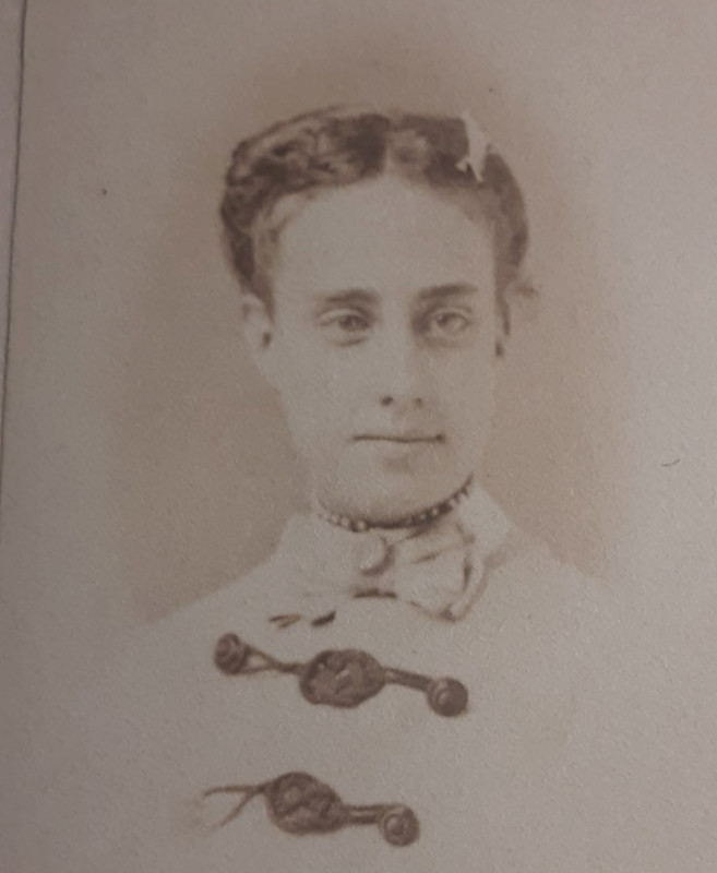 Mini CDV of a Lovely Young Woman Dated 5/69 Brooch Necklace Bow Artist Boston