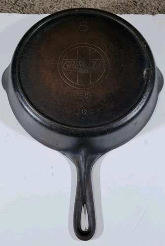 Griswold 704F Cast Iron Skillet #8 Slant Logo Heat Ring Dual Spout