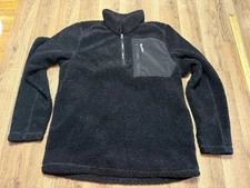 Hi-Tec Sweater, Men's Size Medium, Black, 1/4 Zipper, Pullover, Fleece, Pocket
