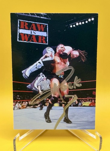 The Rock Dwayne Johnson WWF Superstarz 1998 Autographed Trading Card