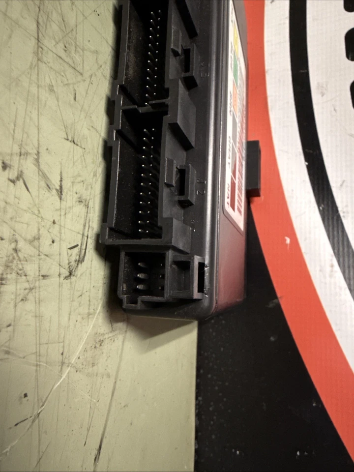 Body Control Module BCM Fits 06-07 Silverado Sierra Pickup 15107479 - Image 4 of 4