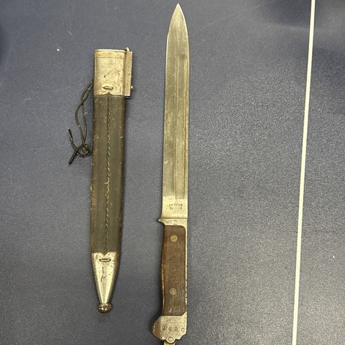 WWI Danish Haerens Tojhus Mauser knife bayonet with scabbard Steel Blade, Wood