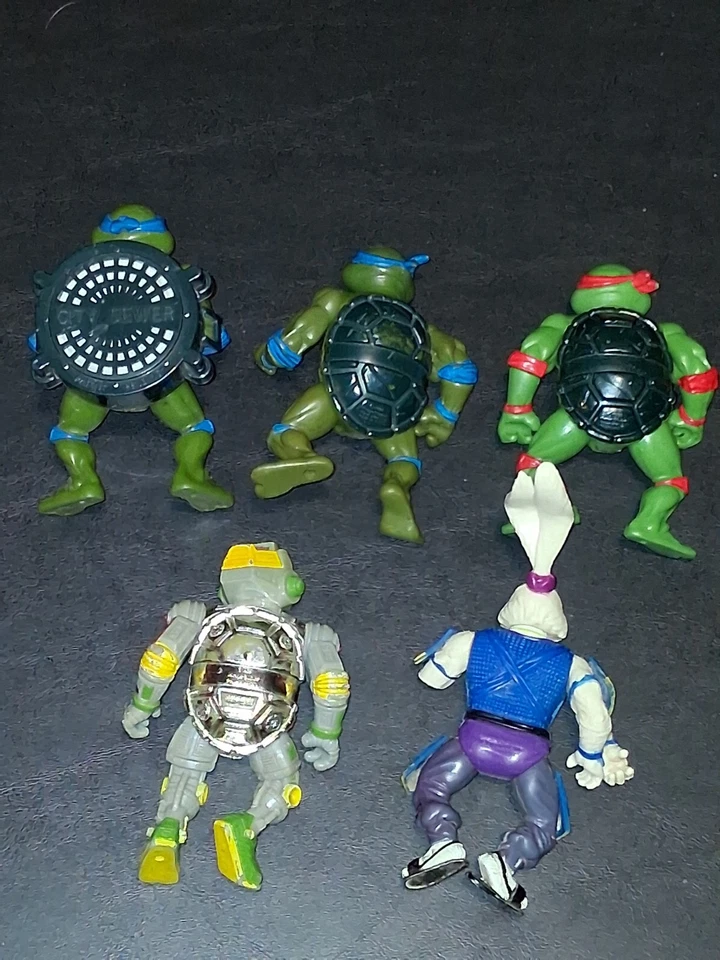 Lote de bonecos colecionáveis vintage TMNT - Imagem 2 de 2