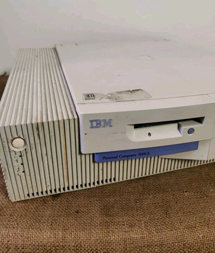 IBM 300GL Pc Computer Vintage RetroGame Intel Celeron + HDD MAXTOR - Floppy 3,5" - Bild 3 von 4