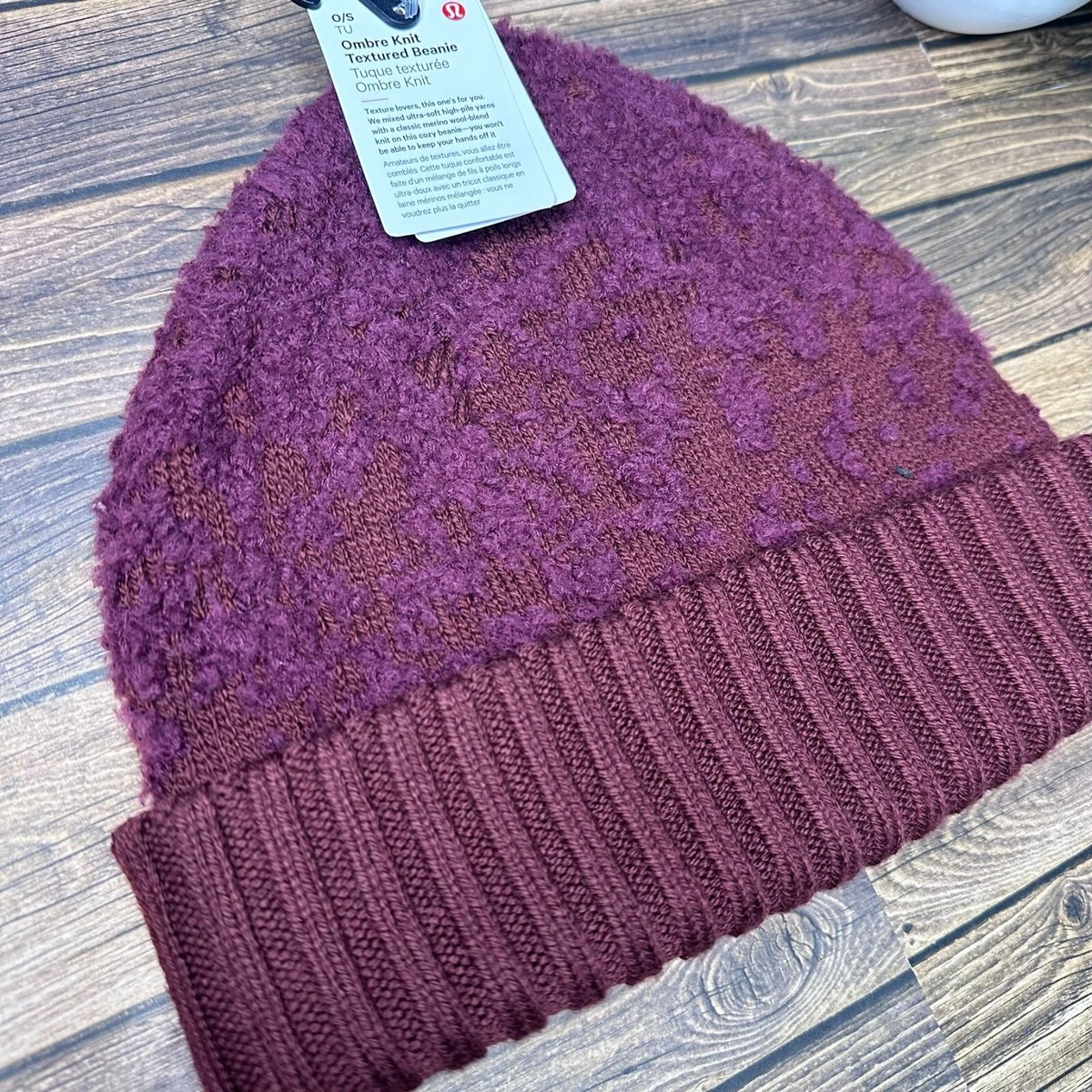Lululemon Ombre Knit Textured Beanie in Red Merlot Lululemon Ombre Knit Textured Beanie NWT O/S | Mercari main image 2