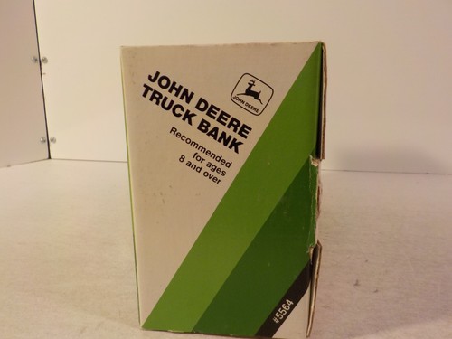 A112 Ertl John Deere Truck Bank 1/38 Scale #5564 Deere Implement Company - Picture 5 of 7