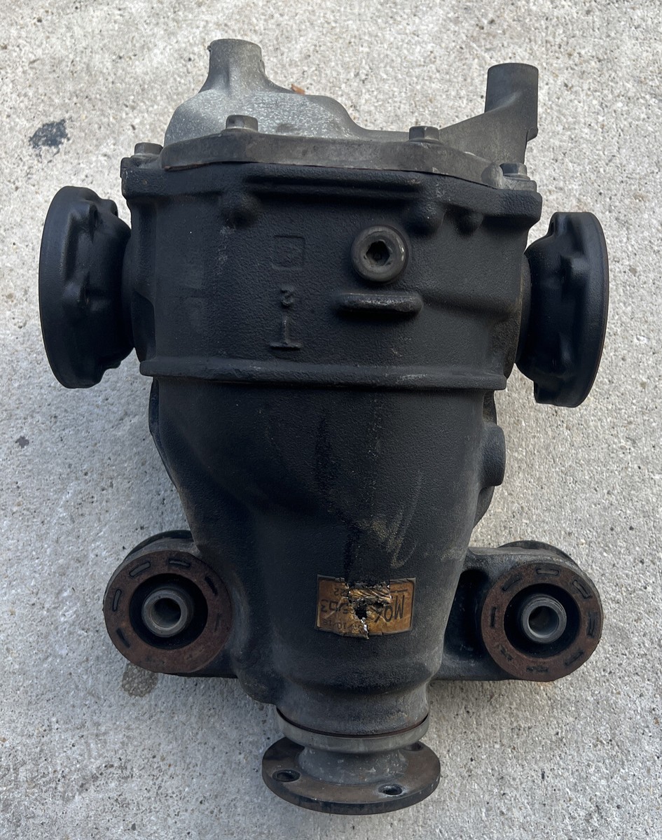 01-05 Lexus IS300 M96 Rear Differential Open Diff 3.91 Ratio Used