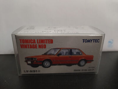 BMW E30 318i 2-DOOR RED 1:64 TOMICA LIMITED VINTAGE NEO N BMW E30 318i 2-DOOR RED 1:64 TOMICA LIMITED VINTAGE NEO N