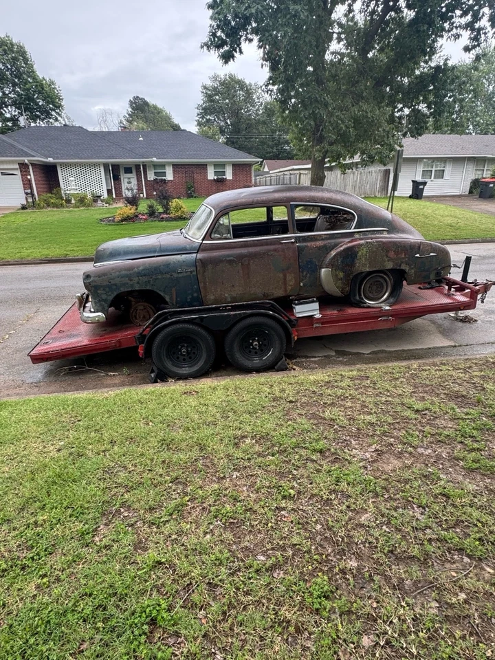 Chevrolet Fleetline 1949  Foto 2 de 4