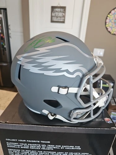 SAQUON BARKLEY SIGNED EAGLES FULL SIZE SLATE SPEED REPLICA HELMET BECKETT CERT