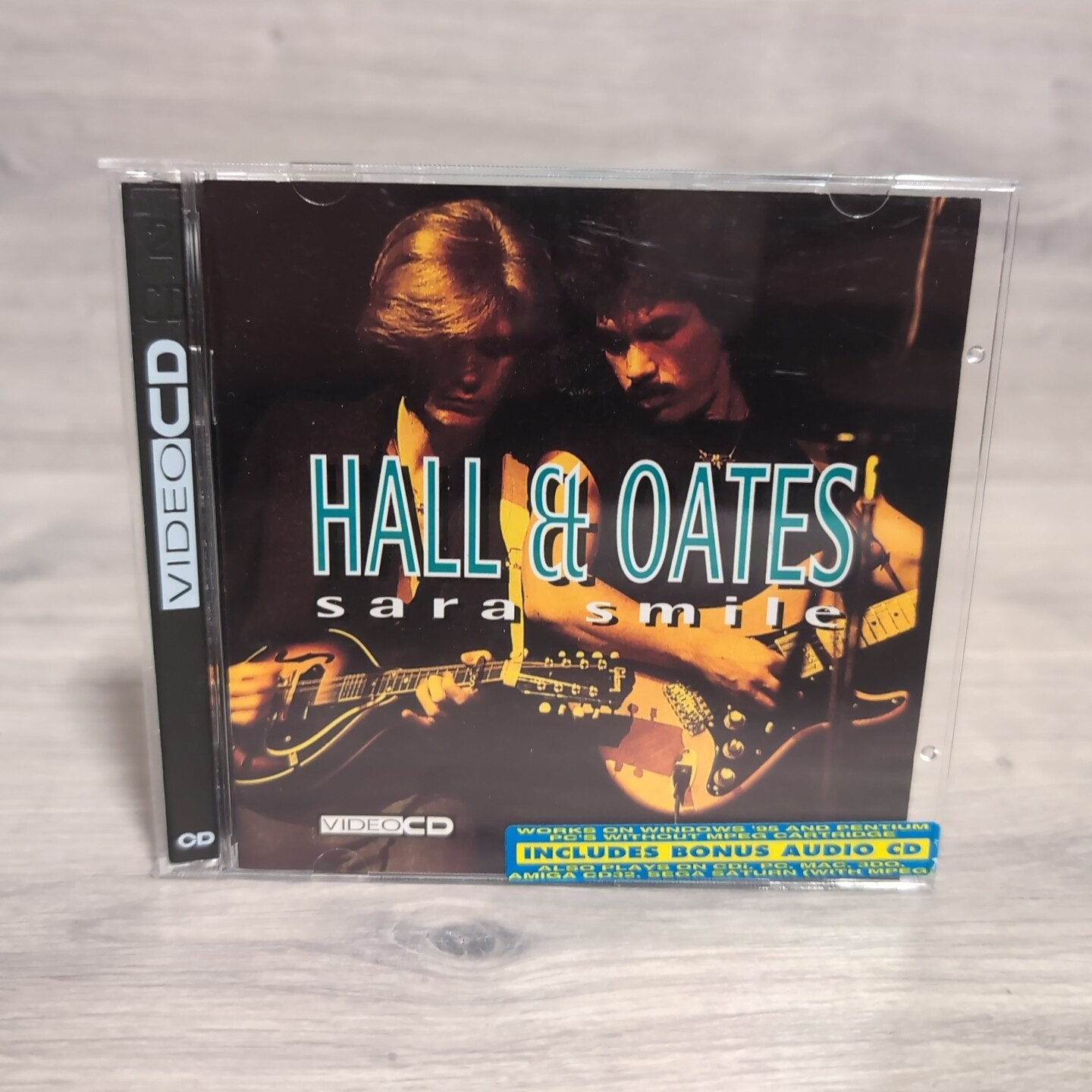Daryl Hall & John Oates - Sara Smile - VideoCD + Bonus Audio CD- 1995 MasterTone