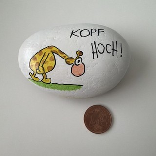 Handbemalter Naturstein Geschenk Deko Haus Garten Balkon Giraffe Kopf Hoch