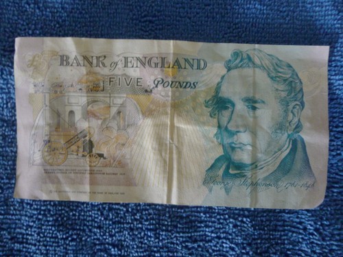 1990 Bank of England 5 Pounds Note George Stephenson Locomotive Discontinued - Imagen 3 de 3