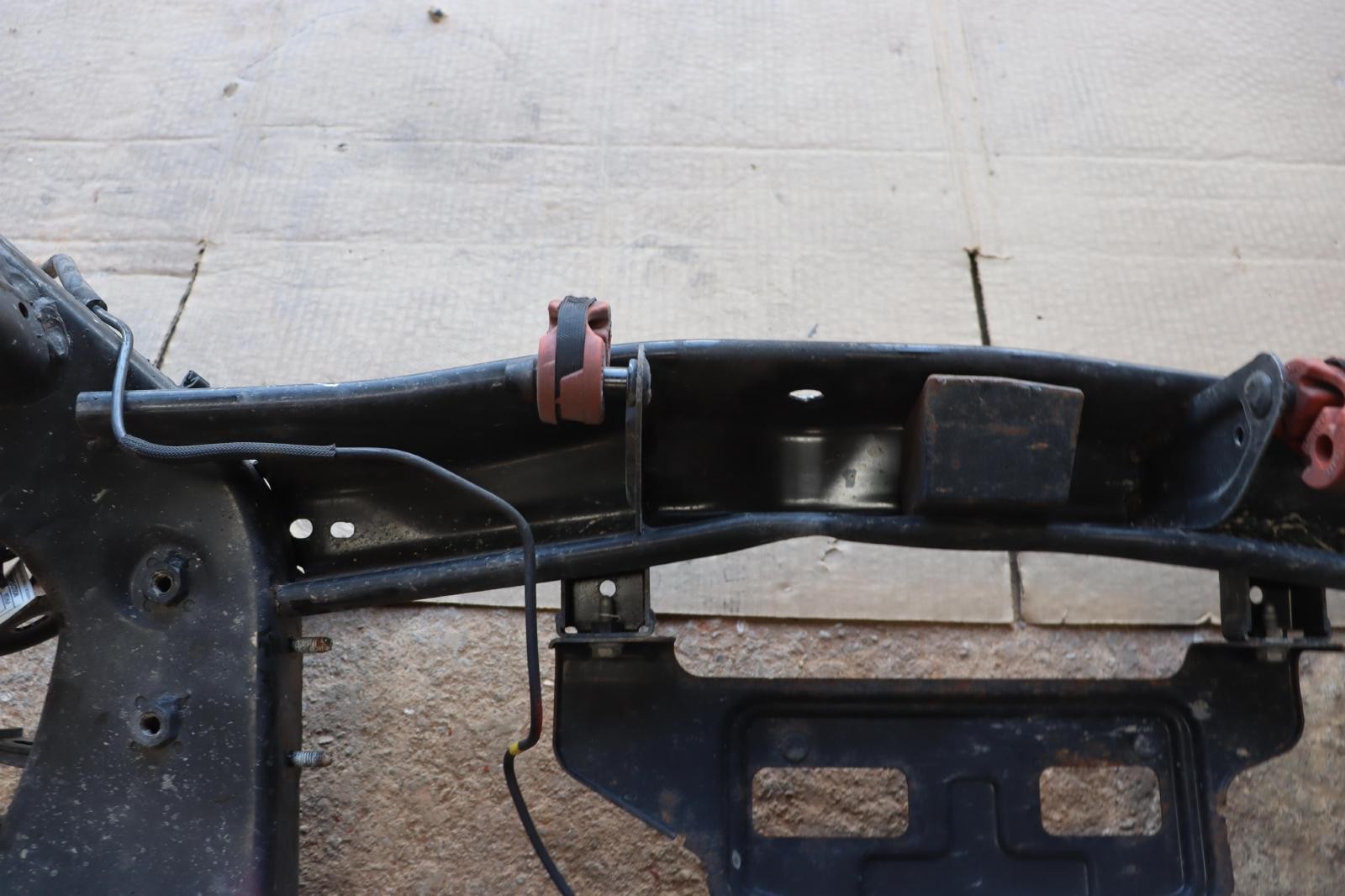 2014-2020 MASERATI QUATTROPORTE S Q4 REAR SUSPENSION SUBFRAME CROSSMEMBER OEM