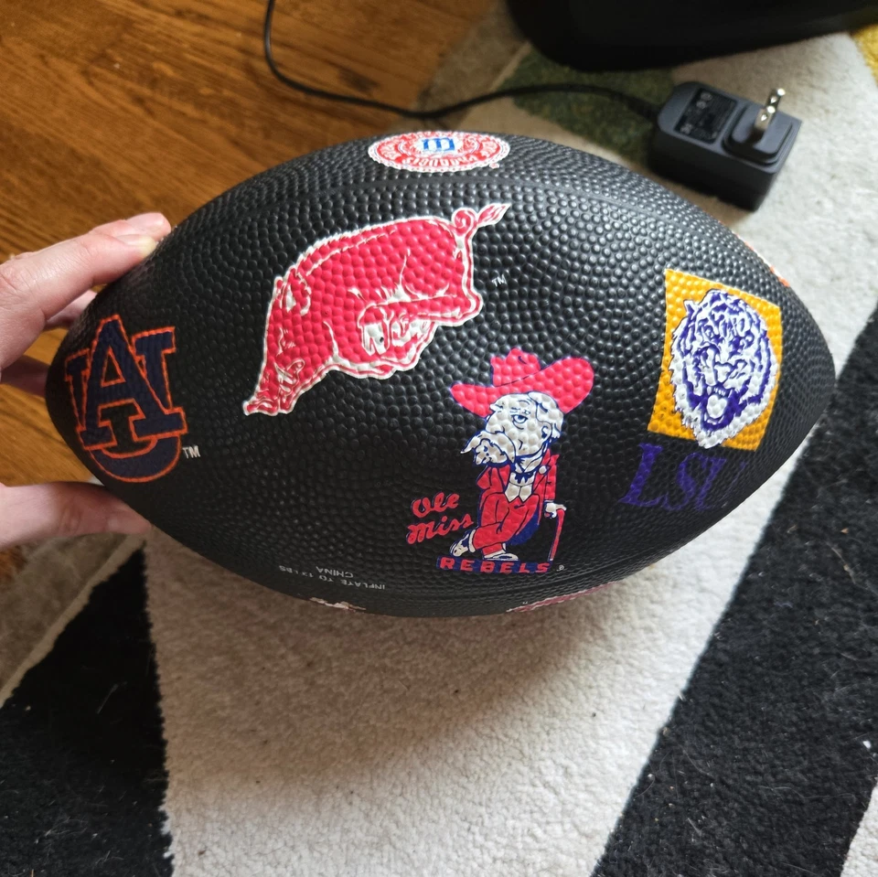 Logo Retro SHONEY'S SEC Conferencia Sureste Rawlings Fútbol Foto 4 de 4