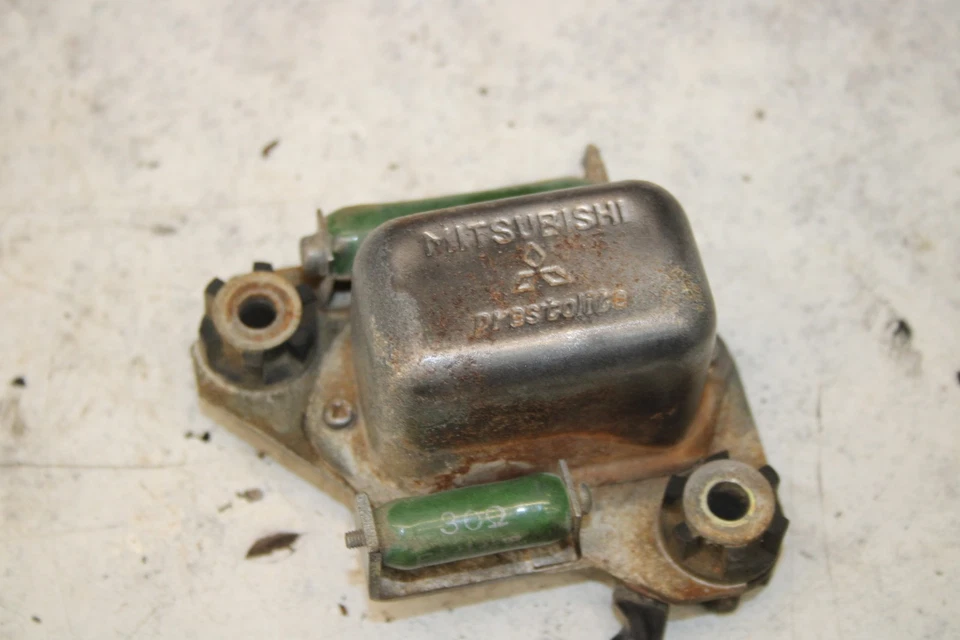 Yamaha DS7 250 1972 regulador de voltaje M7-1961. ABG Foto 3 de 4