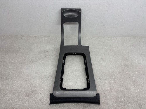 Gear shifter trim
