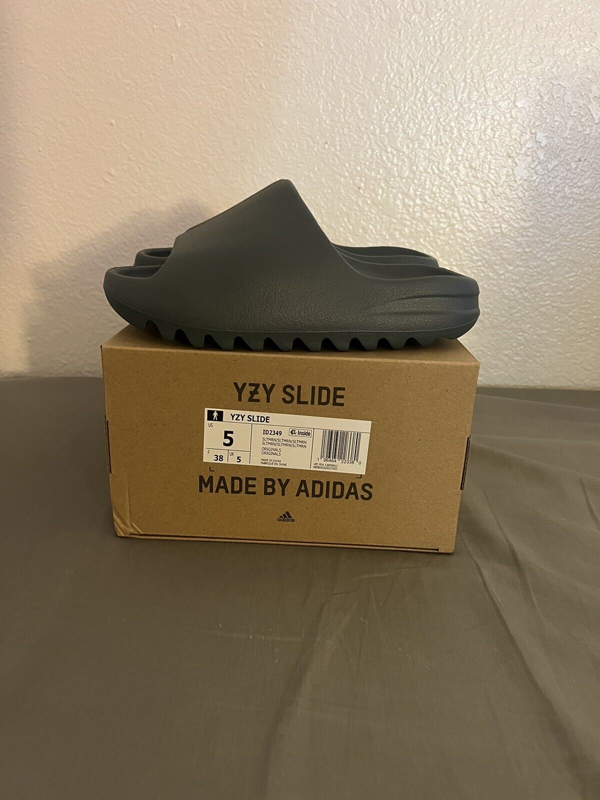 Adidas Yeezy Slide Slate Marine - ID2349 - Size 5 New with Box 