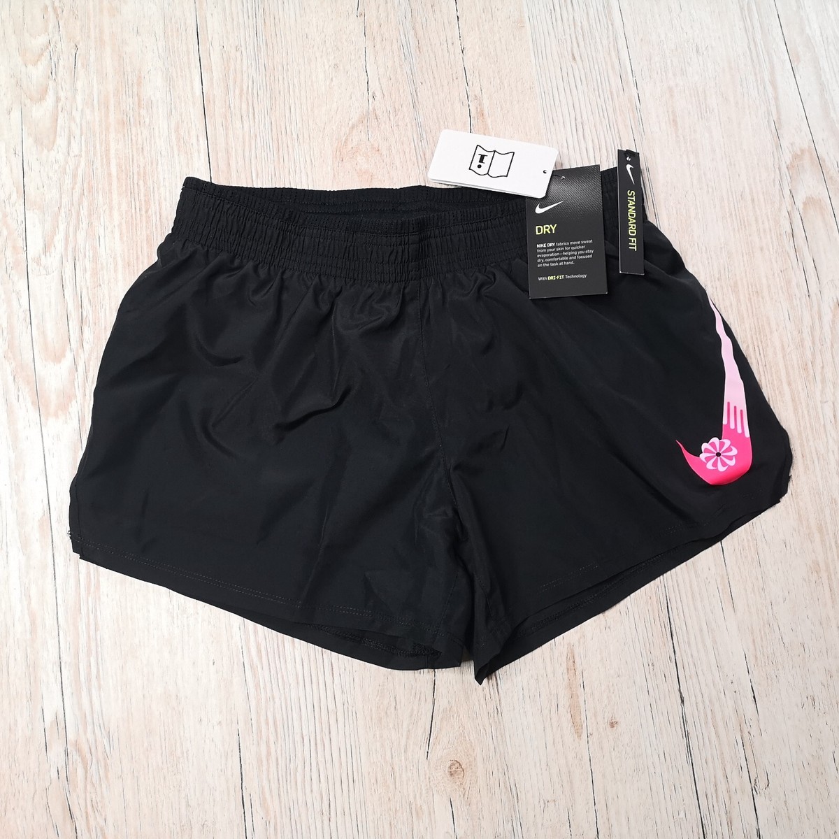 nike icon clash training shorts