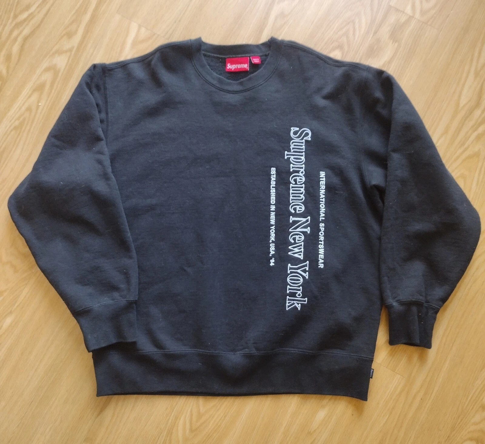 Logo Supreme Side New York noir taille grande FW20