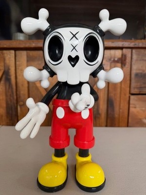 Theodoru JOLLY BONES ROGER -SKULLTOONS-  New in Box -  Limited Ed. Vinyl Art Toy