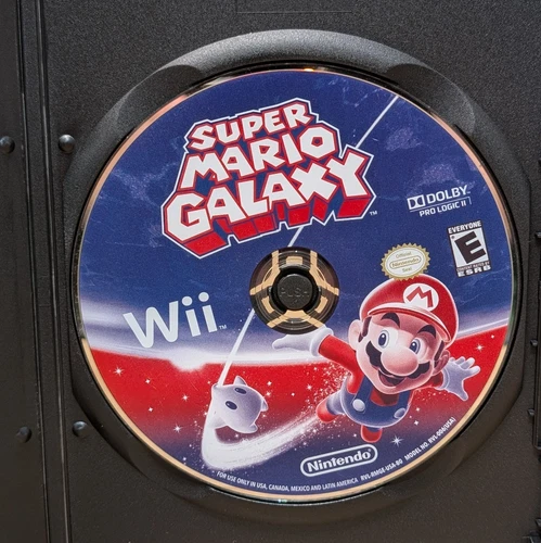 Super Mario Galaxy (Nintendo Wii, 2007) Disc Only