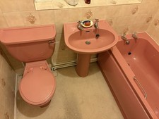 Vintage Pink 3 Piece Bathroom suite
