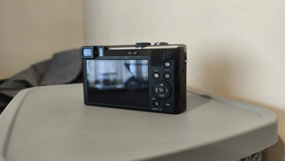 Panasonic LUMIX DMC-TZ80 18.1MP Digital Camera Black/Silver, photo 3 of 4