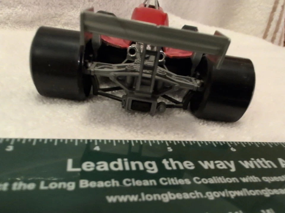 Fórmula Gilles Villanueva Burago #27 de colección, coche de carreras Foto 4 de 4